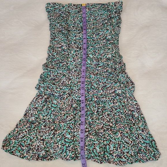 BCBGMAXAZRIA strapless bodycon dress - Picture 7 of 10